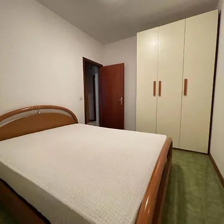 Relaxing Getaway By The Coast *