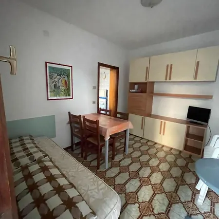 Relaxing Getaway By The Coast *