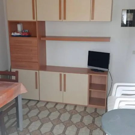 Relaxing Getaway By The Coast