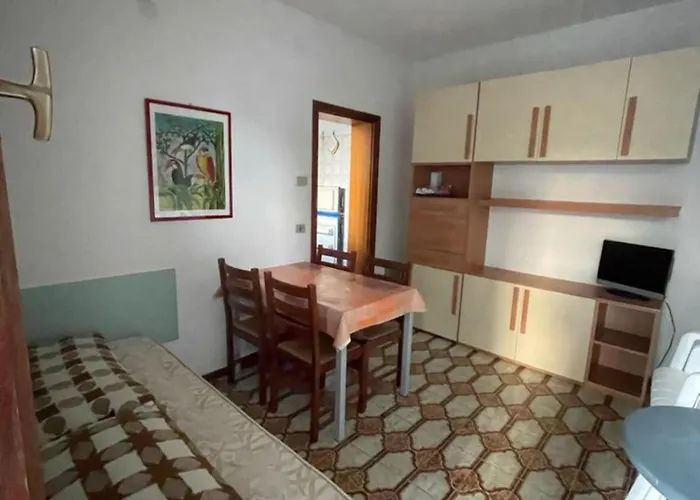 Relaxing Getaway By The Coast *